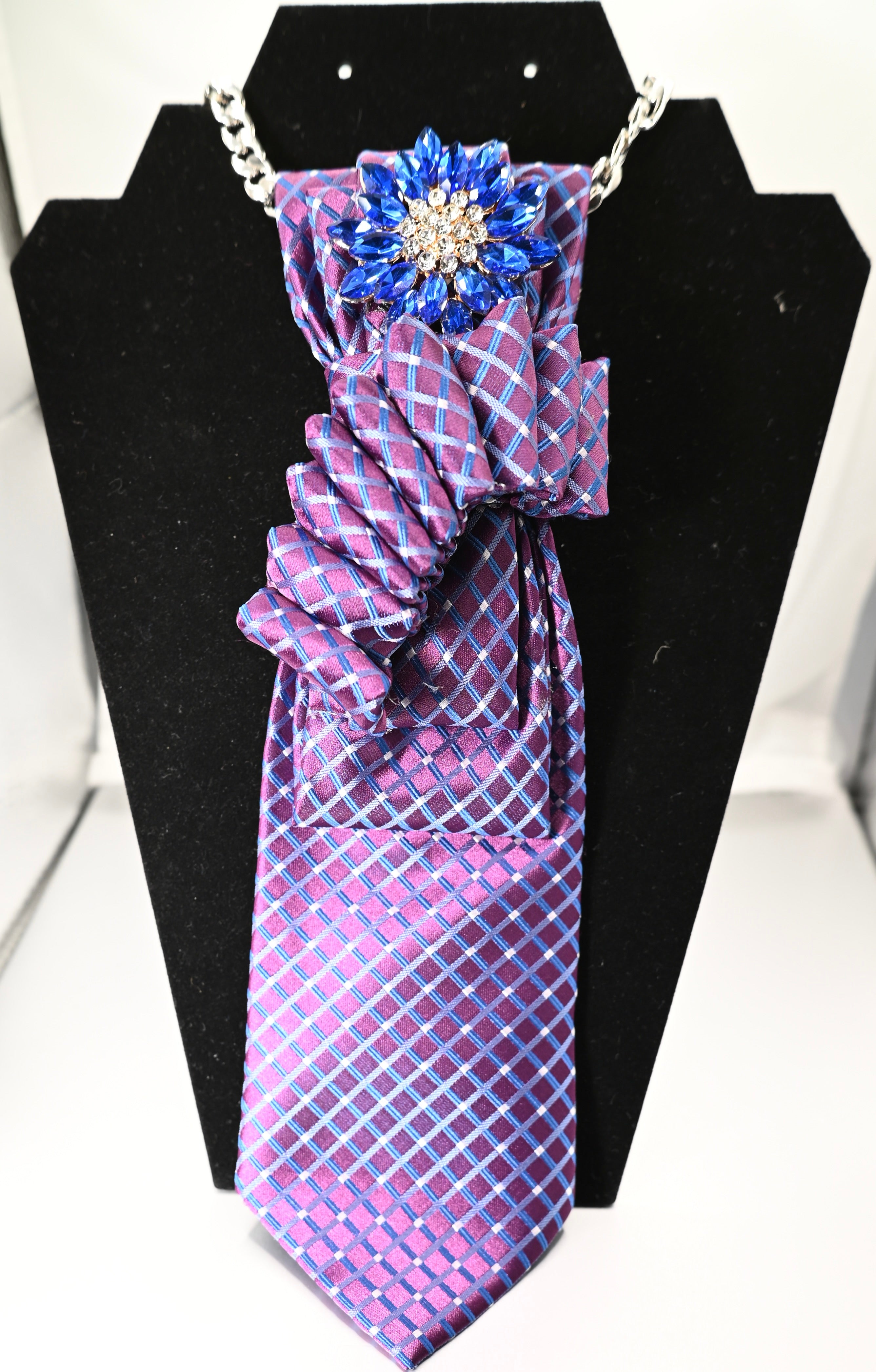 Amethyst Lattice Royale