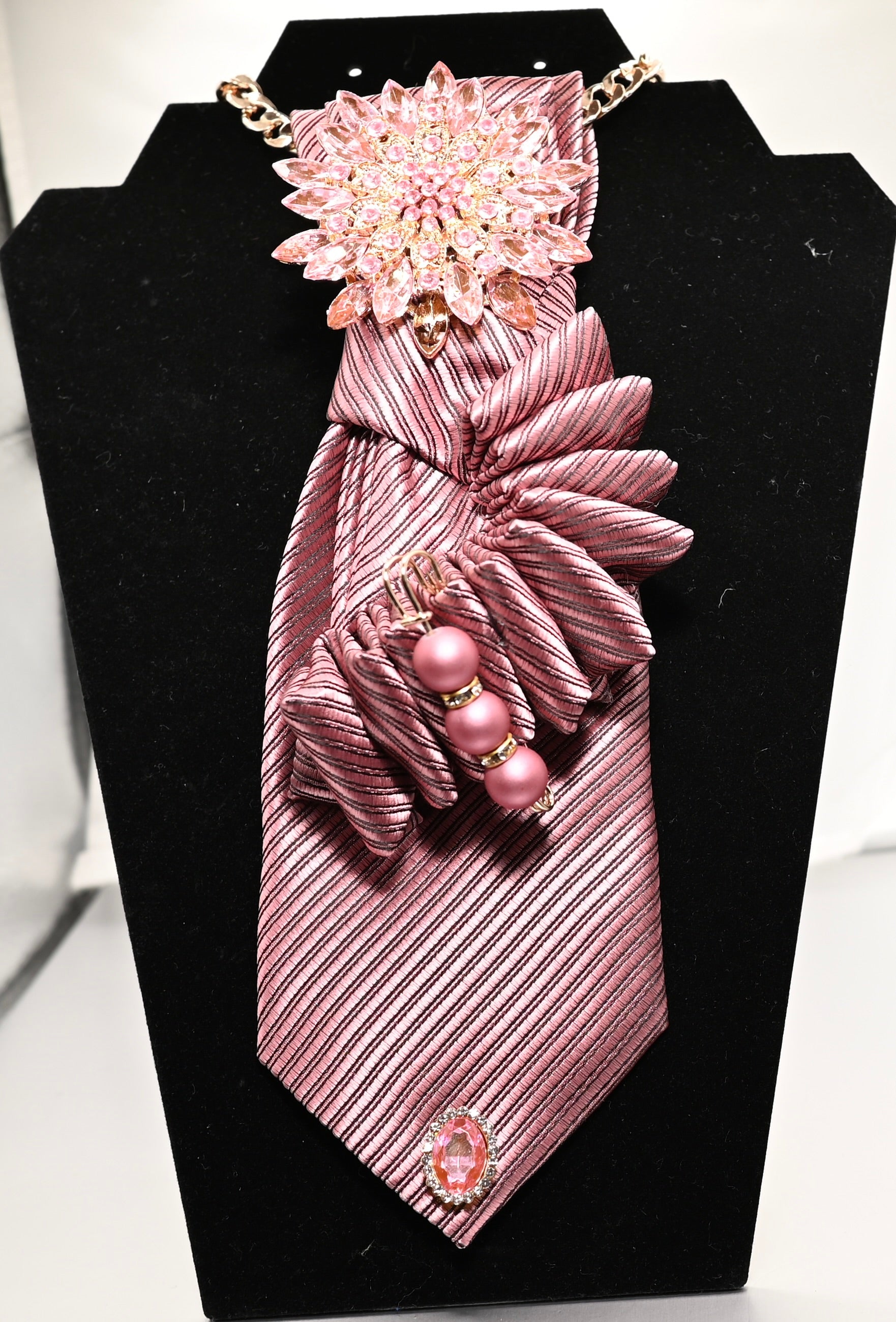 Blush Rosette Royale